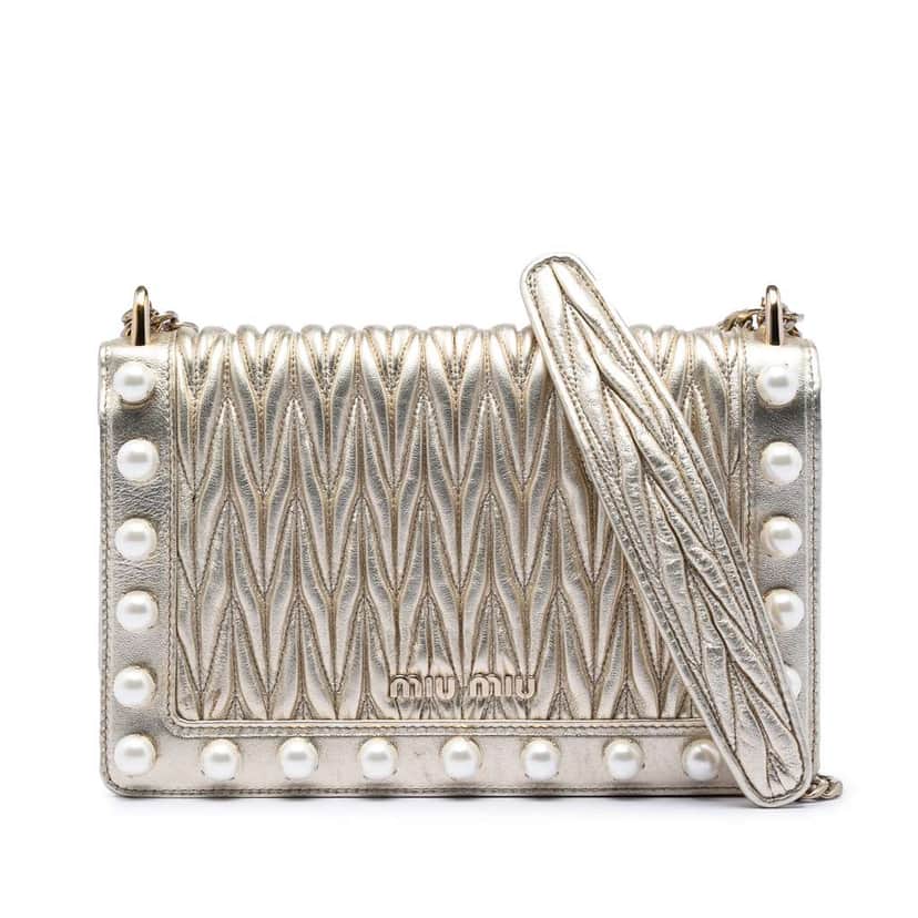 Miu Miu Metallic Nappa Matelasse Faux Pearl Flap Crossbody Gold Leather Very good condition - Front View