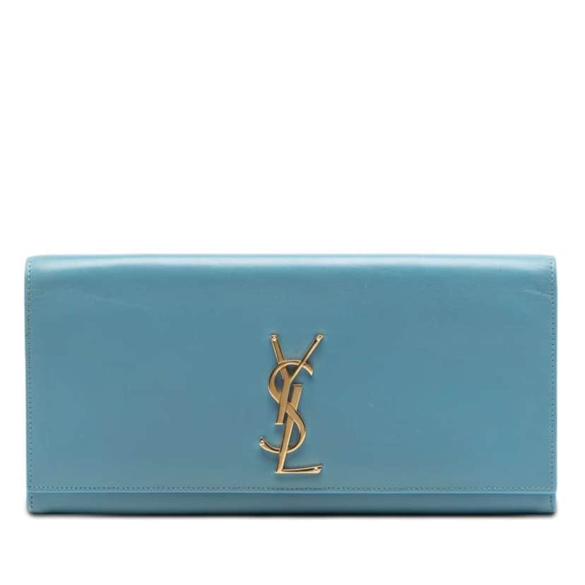 Saint Laurent Smooth Leather Cassandre Clutch Blue Leather Very good condition - Front View
