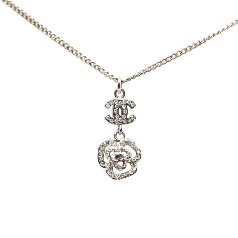 Chanel CC Brass and Strass Camellia Pendant Necklace Silver Brass Very good condition - Front View
