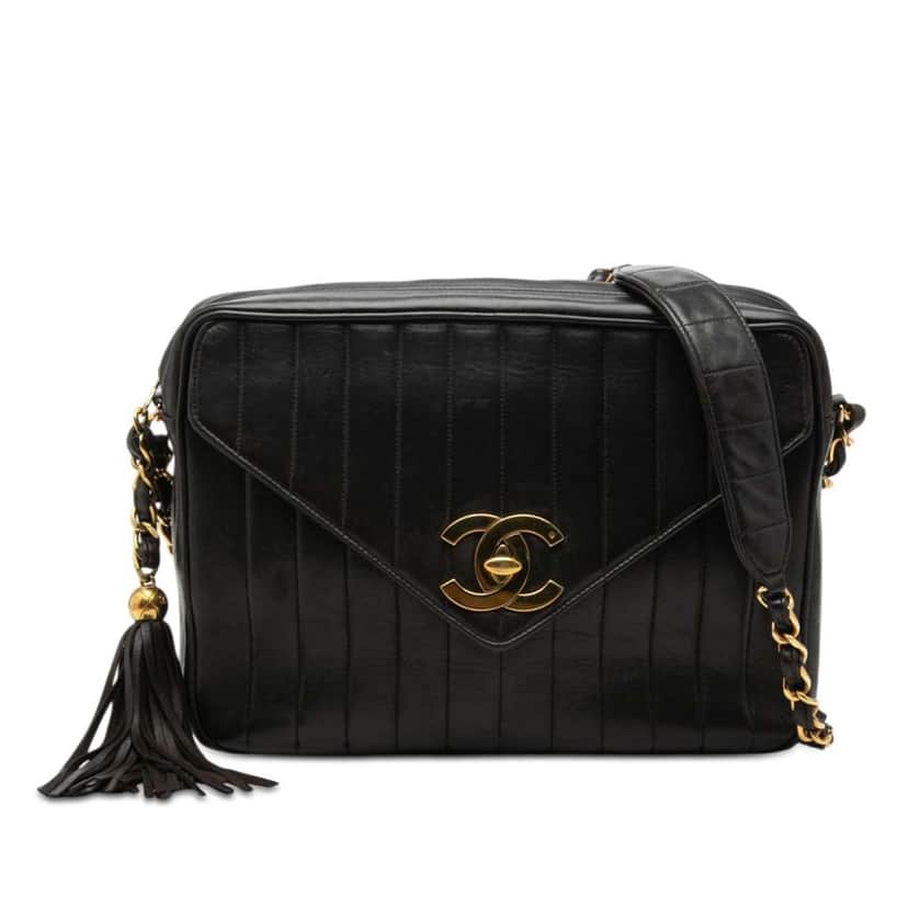 Chanel CC Vertical Quilted Lambskin Tassel Flap Camera Bag Black Leather Good condition - Front View