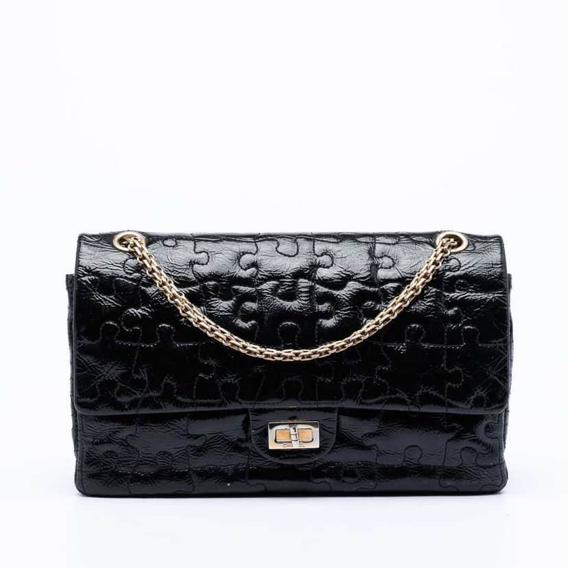 Chanel Crackled Patent Puzzle Reissue 2.55 Double Flap 226 Black Leather Very good condition - Front View