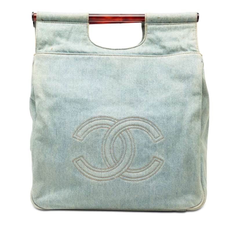 Chanel CC Denim Tortoise Handle Tote Blue Denim Very good condition - Front View
