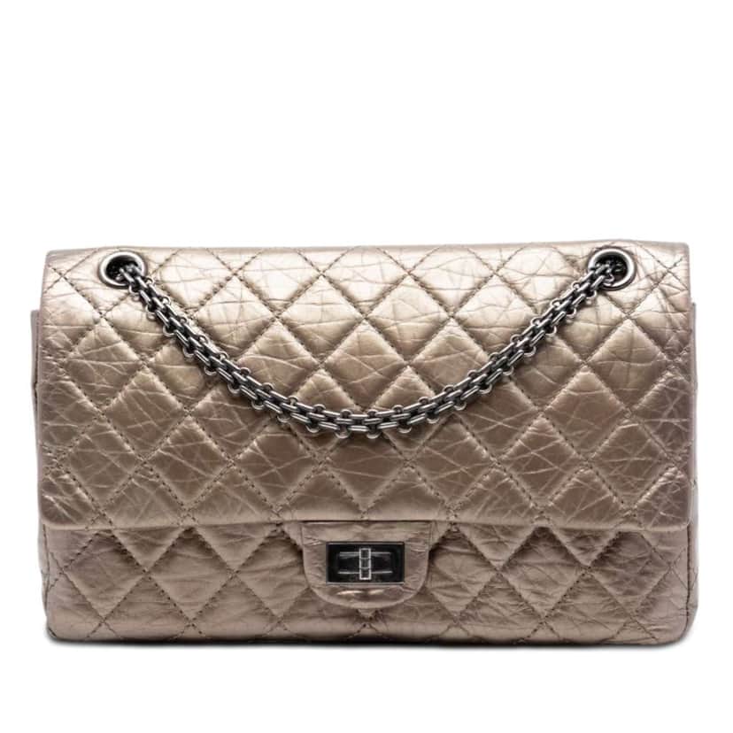 Chanel Quilted Metallic Aged Calfskin Reissue 2.55 Double Flap 226 Gold Leather Very good condition - Front View