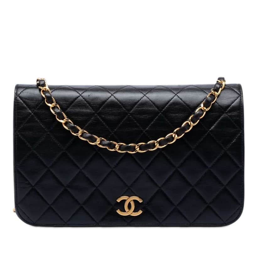 Chanel CC Quilted Lambskin Full Single Flap Black Leather Very good condition - Front View