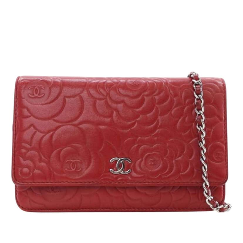 Chanel CC Embossed Lambskin Camellia Wallet On Chain Red Leather Very good condition - Front View