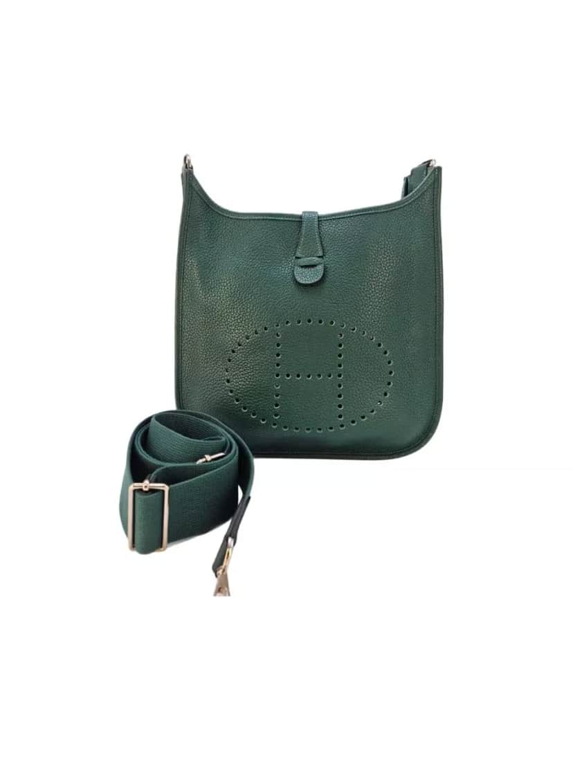 Hermès Green Evelyne Clemence PM Green Leather Good condition - Front View