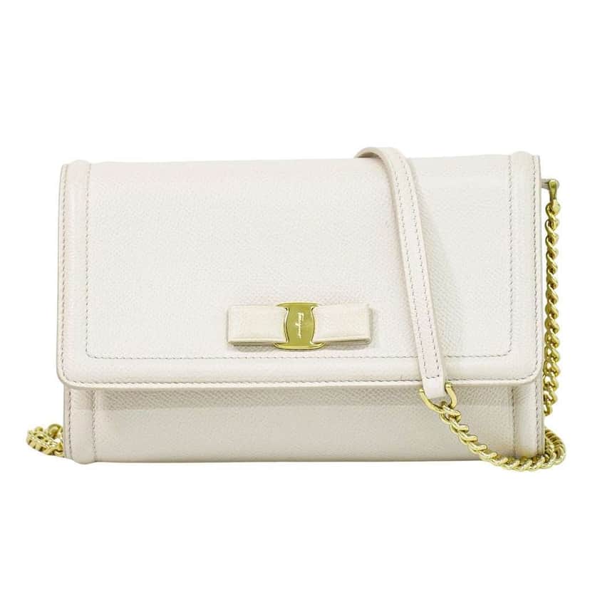 Salvatore Ferragamo Vara Bow Chain Flap Bag Beige Leather Good condition - Front View