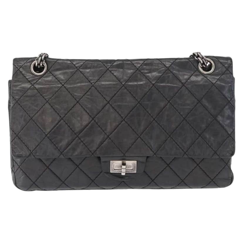 Chanel Reissue 2.55 Flap Bag Black Leather Good condition - Front View