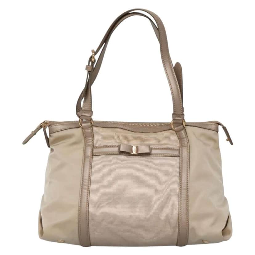 Salvatore Ferragamo Vala Handbag Beige Good condition - Front View