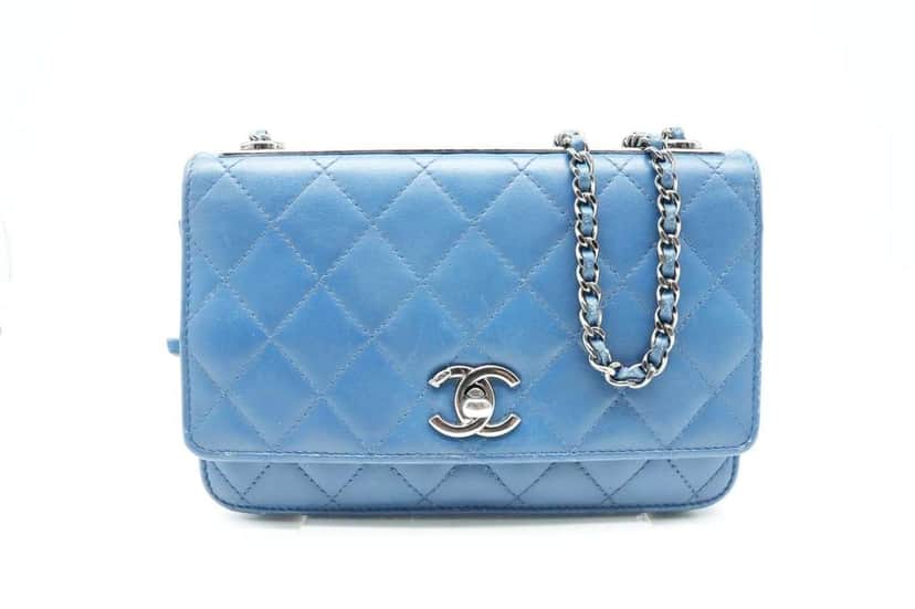 Chanel Trendy CC No Handle Small Flap Shoulder Bag Blue Blue Leather Fair condition - Front View