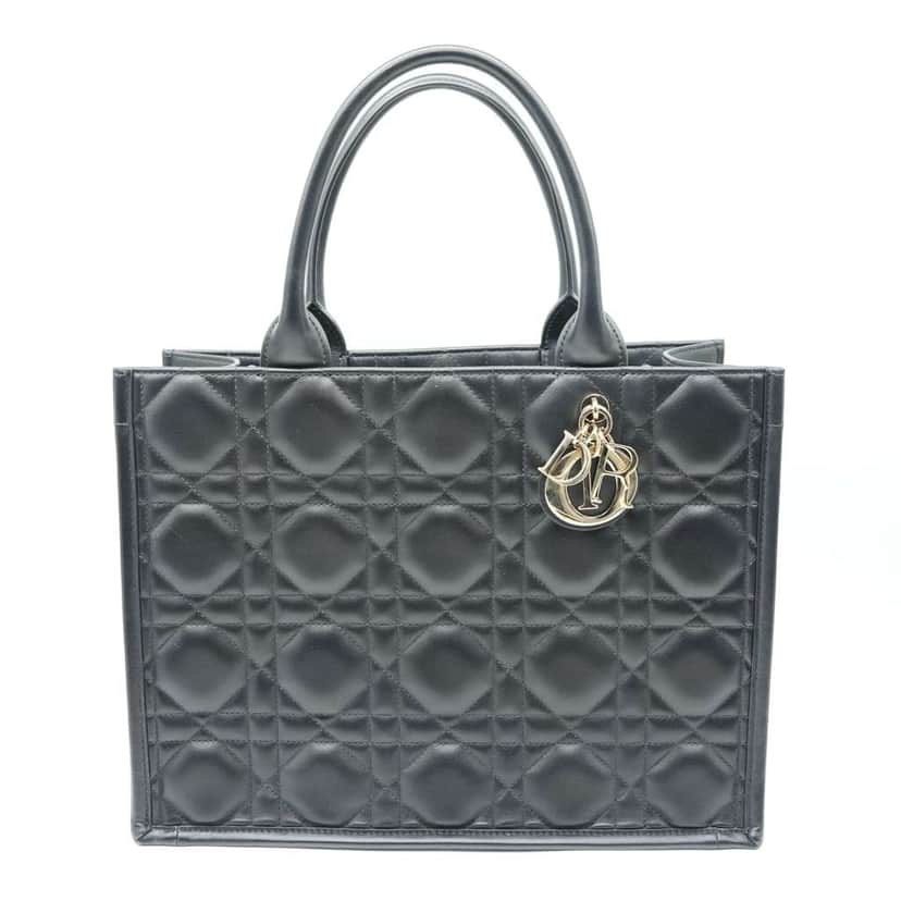 Dior Medium Book Tote Bag Black Macrocannage Calfskin Black Good condition - Front View