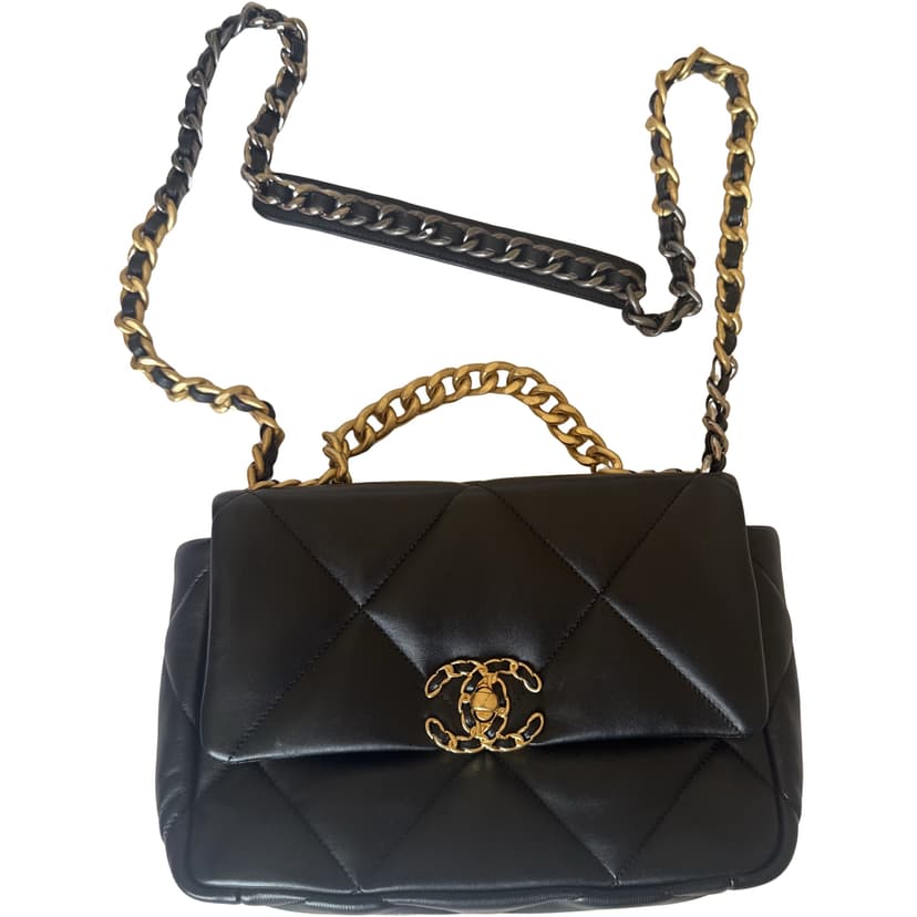 Chanel Chanel19 Medium Flap Bag