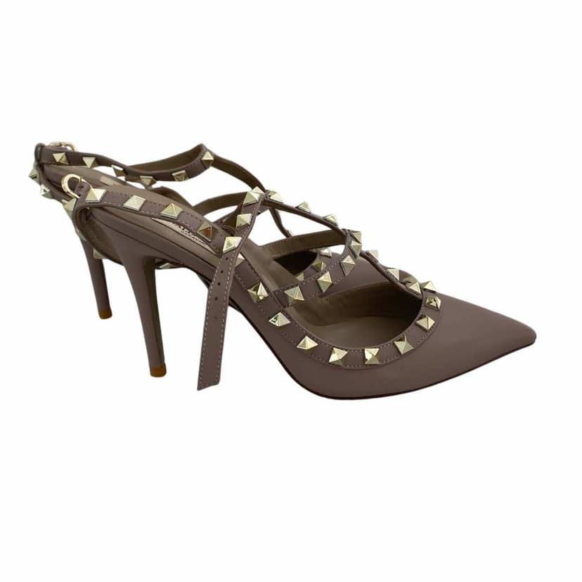 Valentino Garavani Rockstud pumps