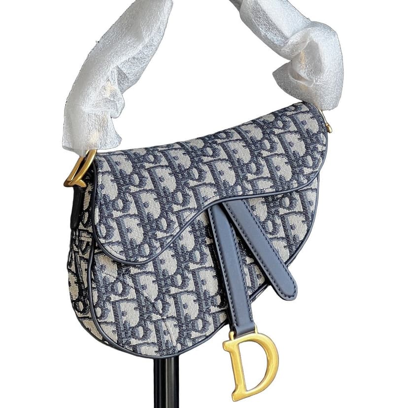 Dior حقيبة سرج صغيرة مائلة