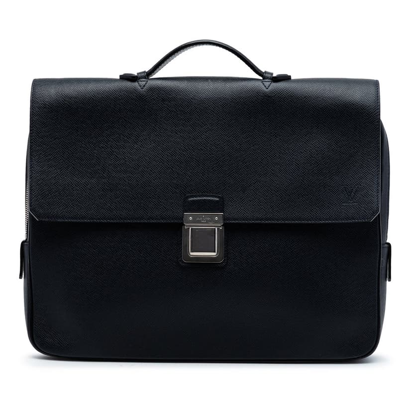Louis Vuitton Taiga Vassili PM