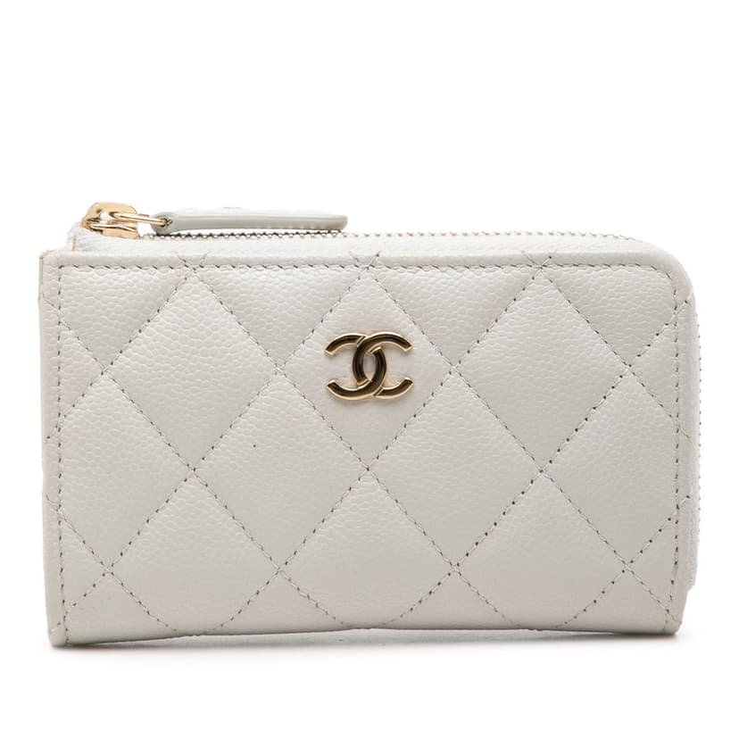 Chanel حامل بطاقات CC مبطن بنمط الكافيار بسحاب دائري