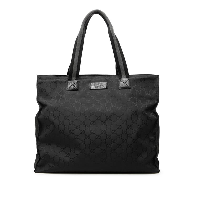 Gucci حقيبة تسوق من النايلون بنمط GG
