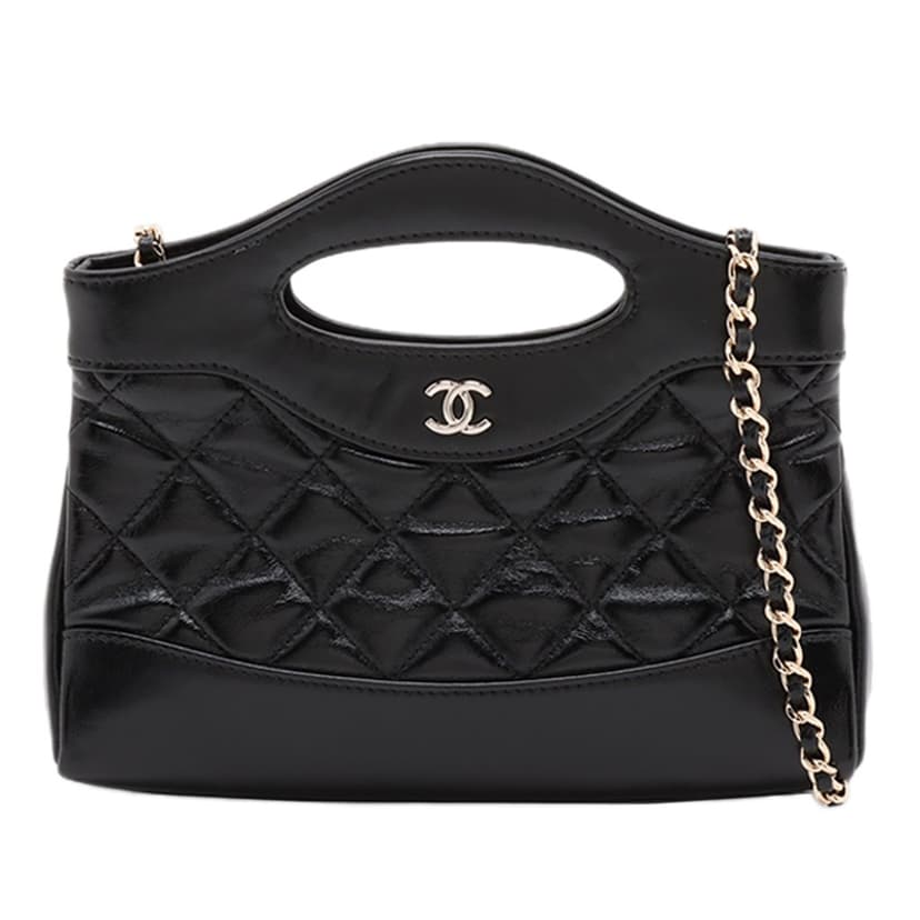 Chanel حقيبة تسوق من جلد العجل المصقول المبطن بتقنية النانو مقاس 31
