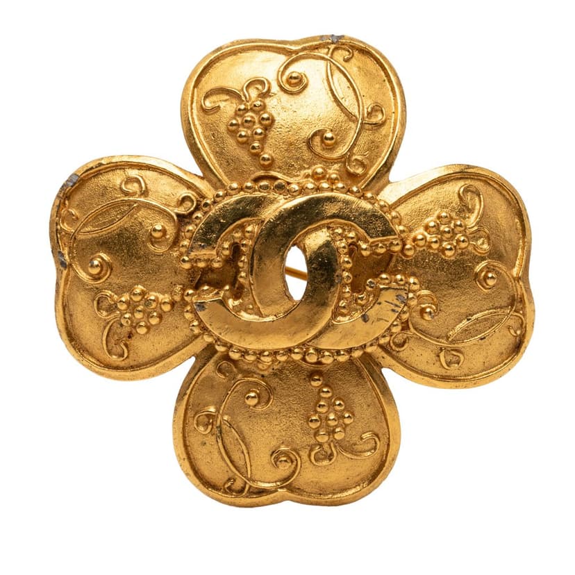 Chanel CC Gold Plated Grapevine Clover Brooch