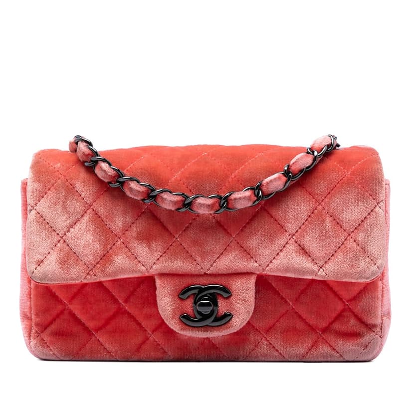 Chanel حقيبة صغيرة مستطيلة كلاسيكية مخملية بغطاء واحد