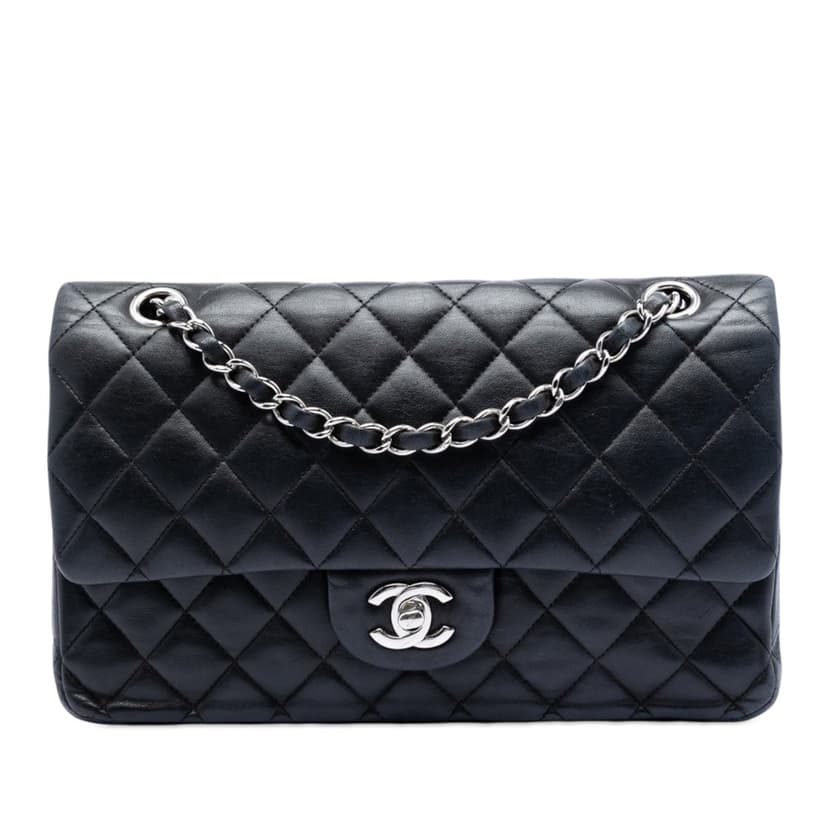 Chanel حقيبة كلاسيكية متوسطة الحجم من جلد الخروف ذات غطاء مزدوج