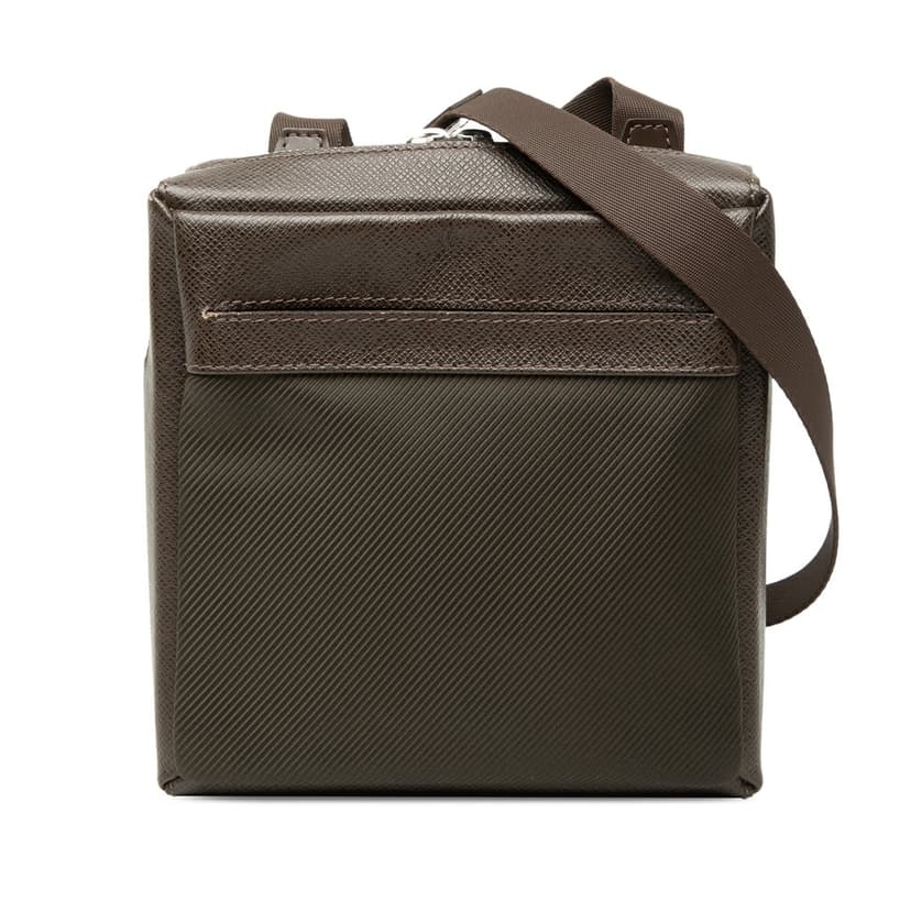 Louis Vuitton Taiga Sayan