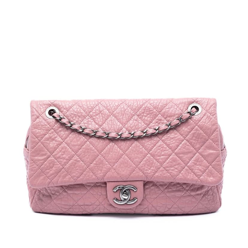 Chanel غطاء سهل الفتح من جلد العجل المبطن كبير الحجم