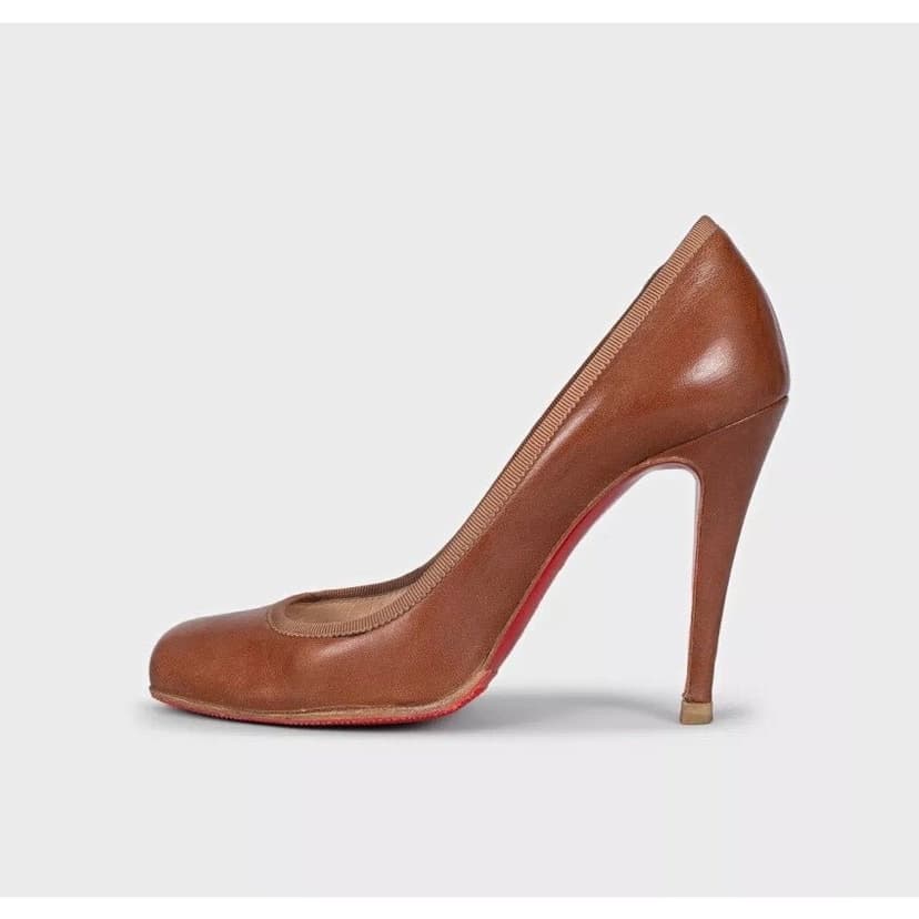 Christian Louboutin Christian Louboutin Brown Leather Pumps 35.5 pre-owned