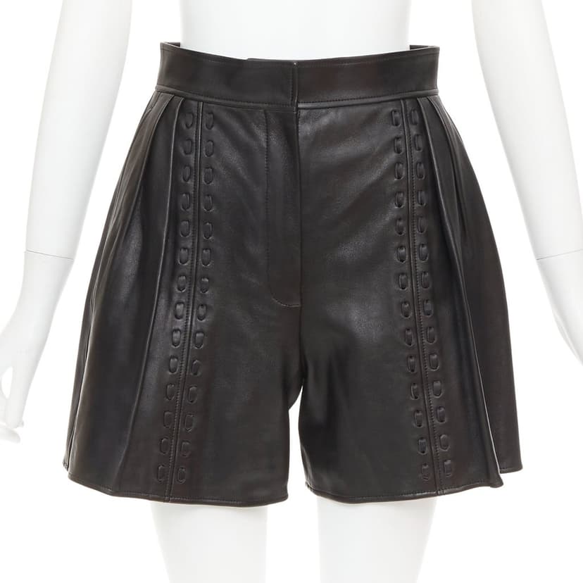 Alexander McQueen شورت جلدي أسود