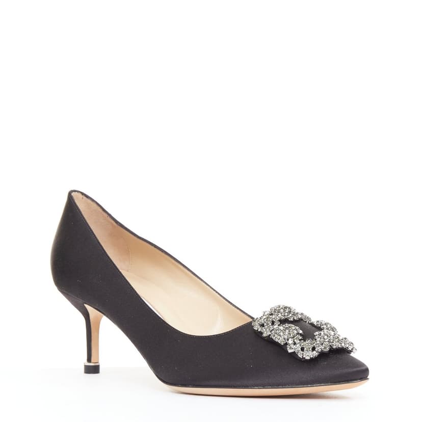 Manolo Blahnik Hangisi 70