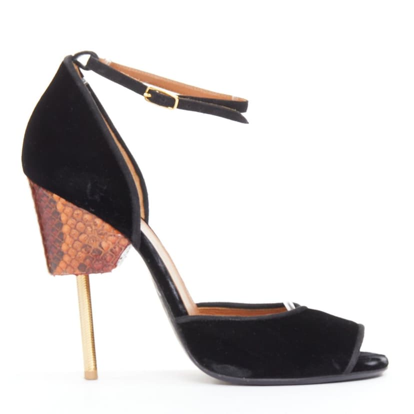 Givenchy ماتيلدا