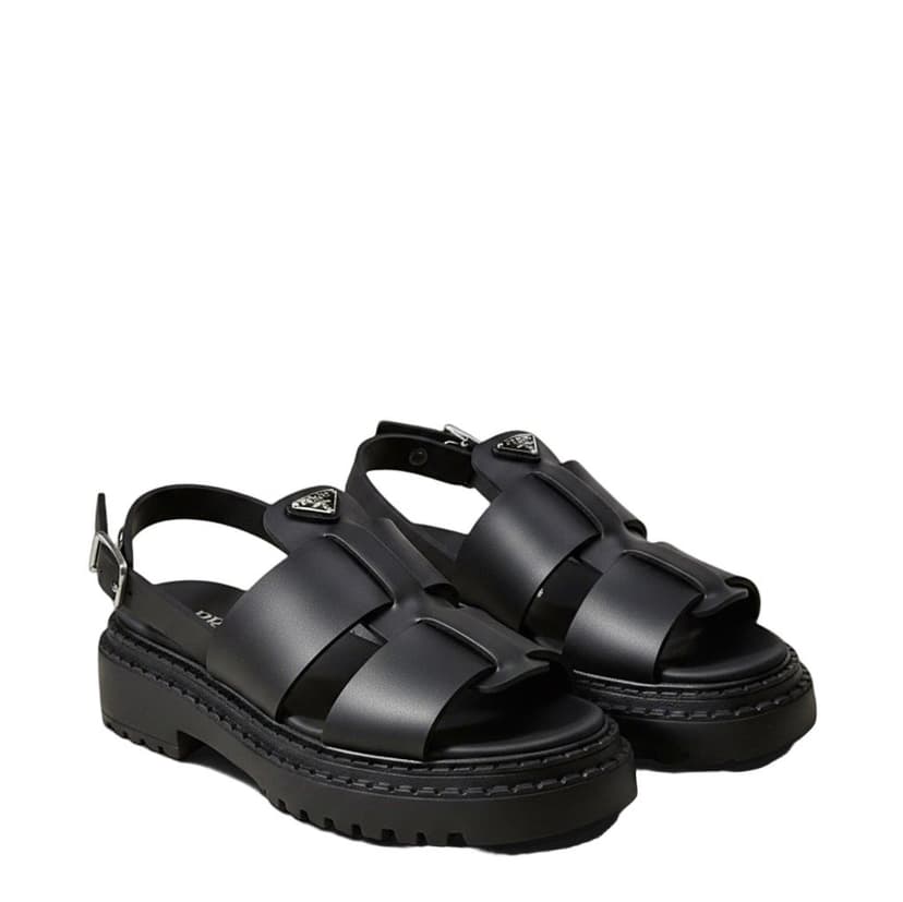 Prada مونوليث