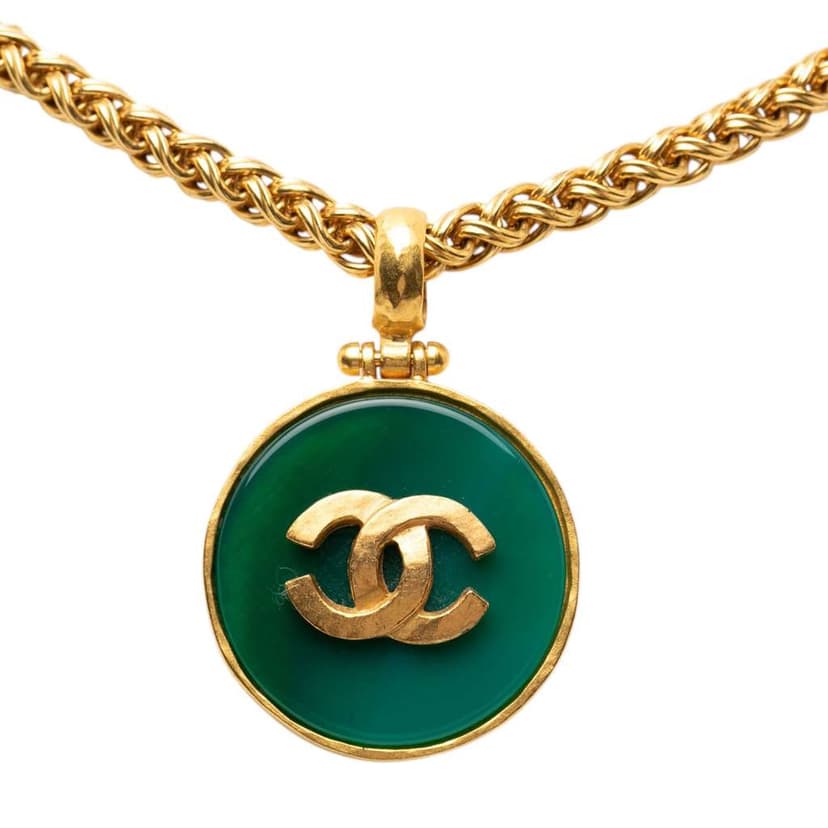 Chanel CC Gold Plated and Enamel Round Pendant Necklace