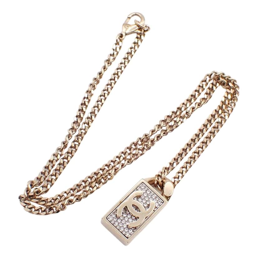 Chanel CC Dog Tag Pendant Necklace Gold Good condition - Front View