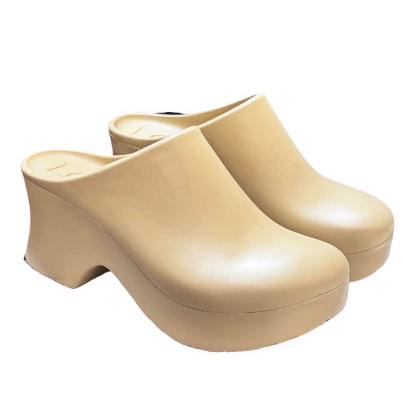 Loewe Loewe Terra Foam Clog Beige Rubber Never worn, with tag - Front View
