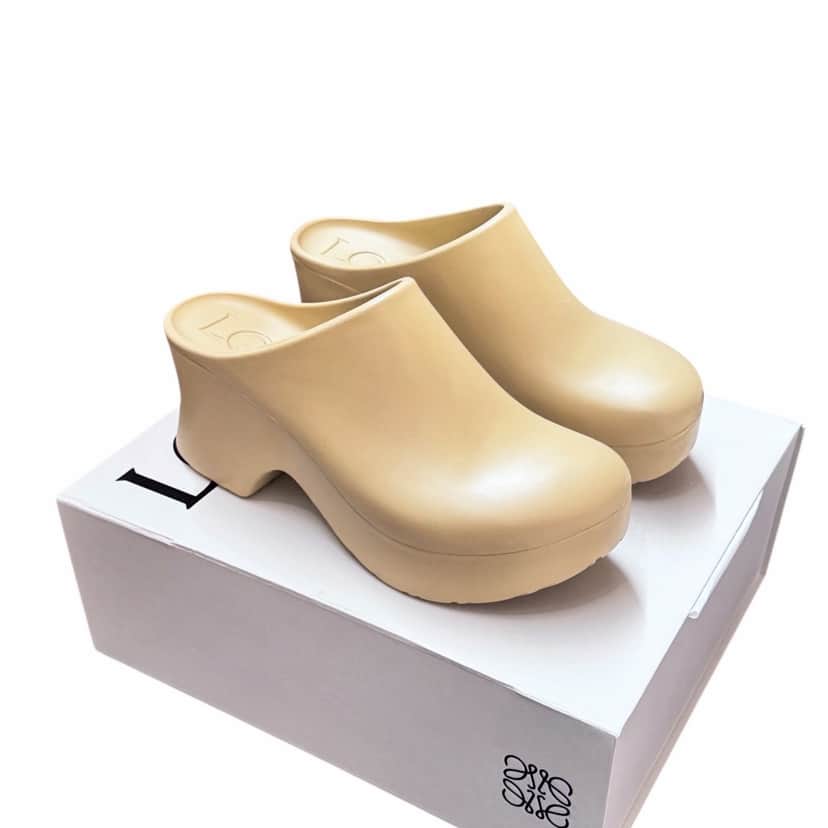 Loewe Loewe Terra Foam Clog Beige Rubber Never worn, with tag - Front View