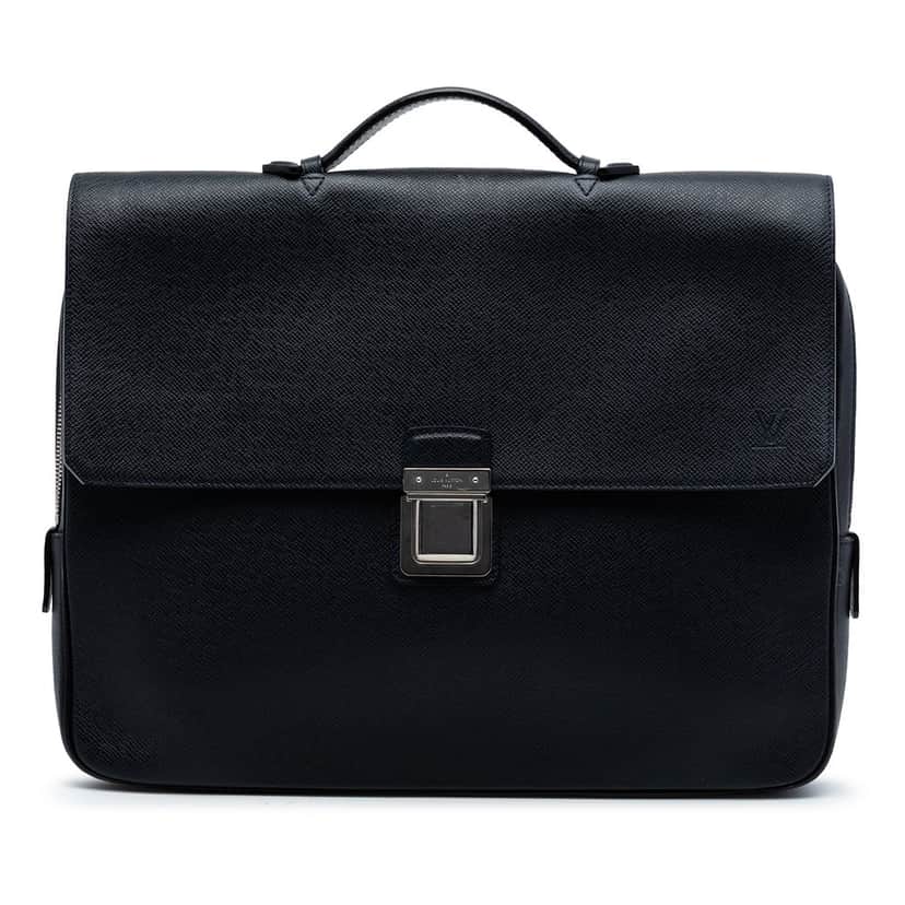 Louis Vuitton Taiga Vassili PM Blue Leather Very good condition - Front View