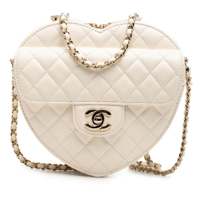 Chanel Lambskin CC in Love Heart Crossbody White Leather Very good condition - Front View