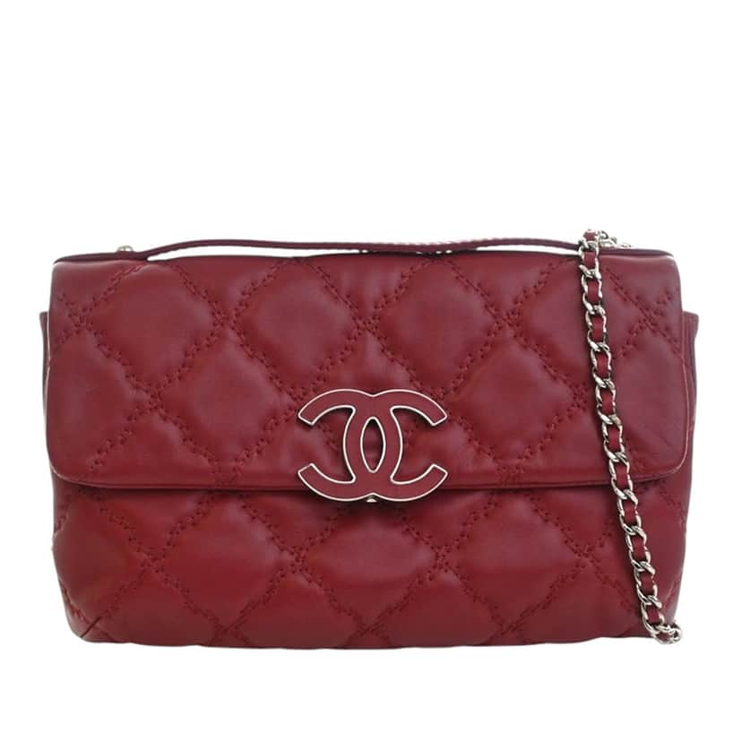 Chanel CC Quilted Calfskin Double Stitch Hamptons Flap Red Leather Very good condition - Front View