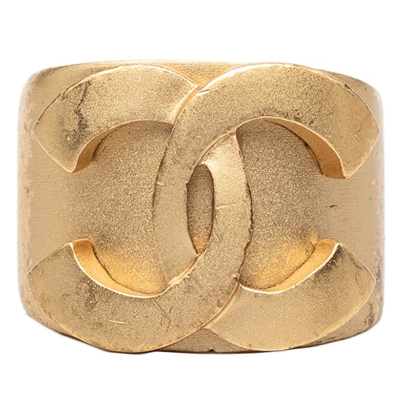 Chanel CC Gold Plated Band Ring Gold Metal Very good condition - Front View