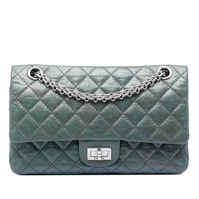 Chanel Quilted Aged Calfskin Reissue 2.55 Double Flap 225 Green Leather Very good condition - Front View