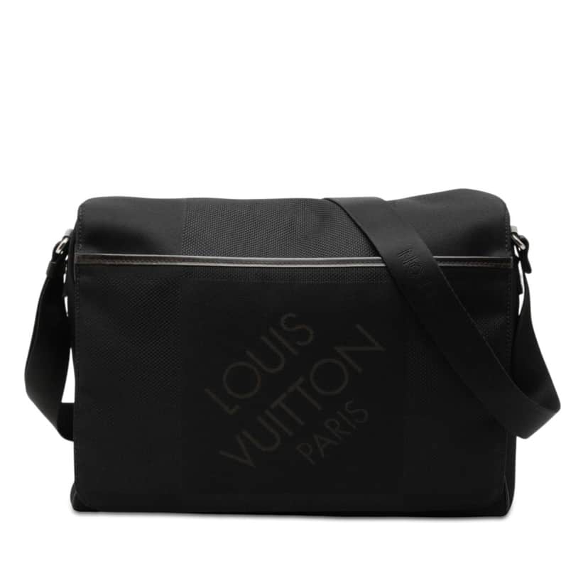 Louis Vuitton Damier Geant Messenger Bag Black Very good condition - Front View