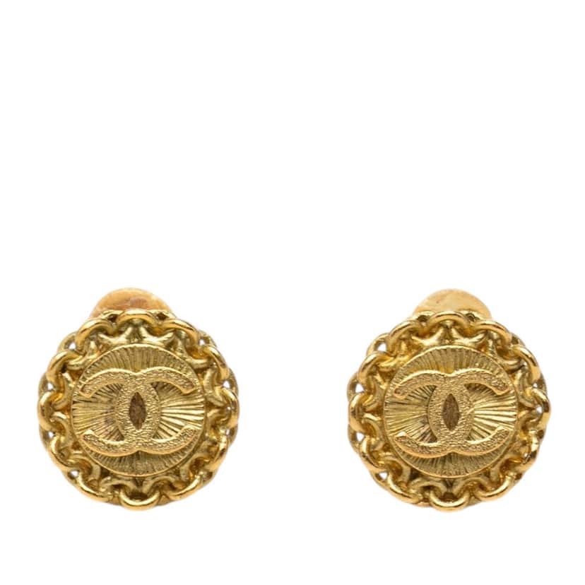 Chanel CC Gold Plated Round Clip On Earrings Gold Metal Very good condition - Front View