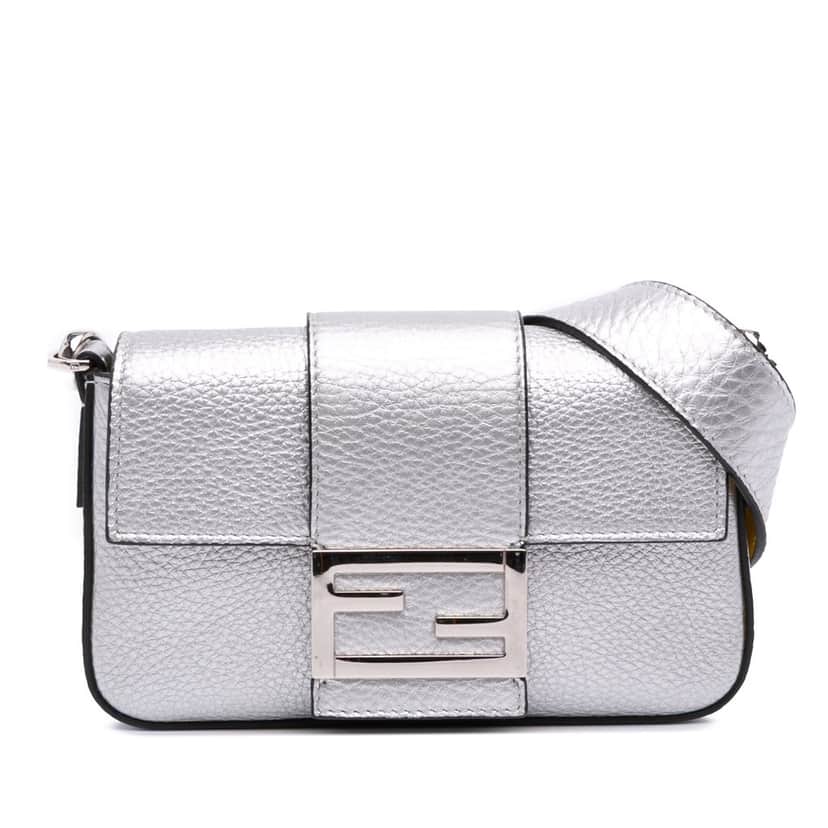 Fendi Leather Baguette Crossbody Silver Leather Very good condition - Front View