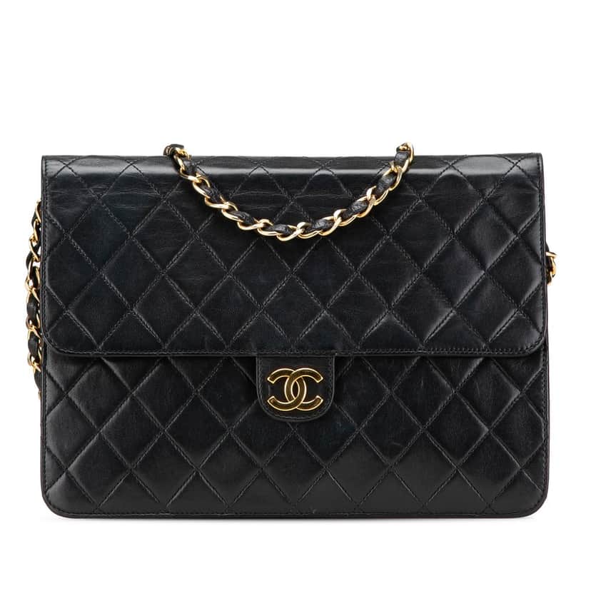 Chanel CC Quilted Lambskin Single Flap Black Leather Very good condition - Front View