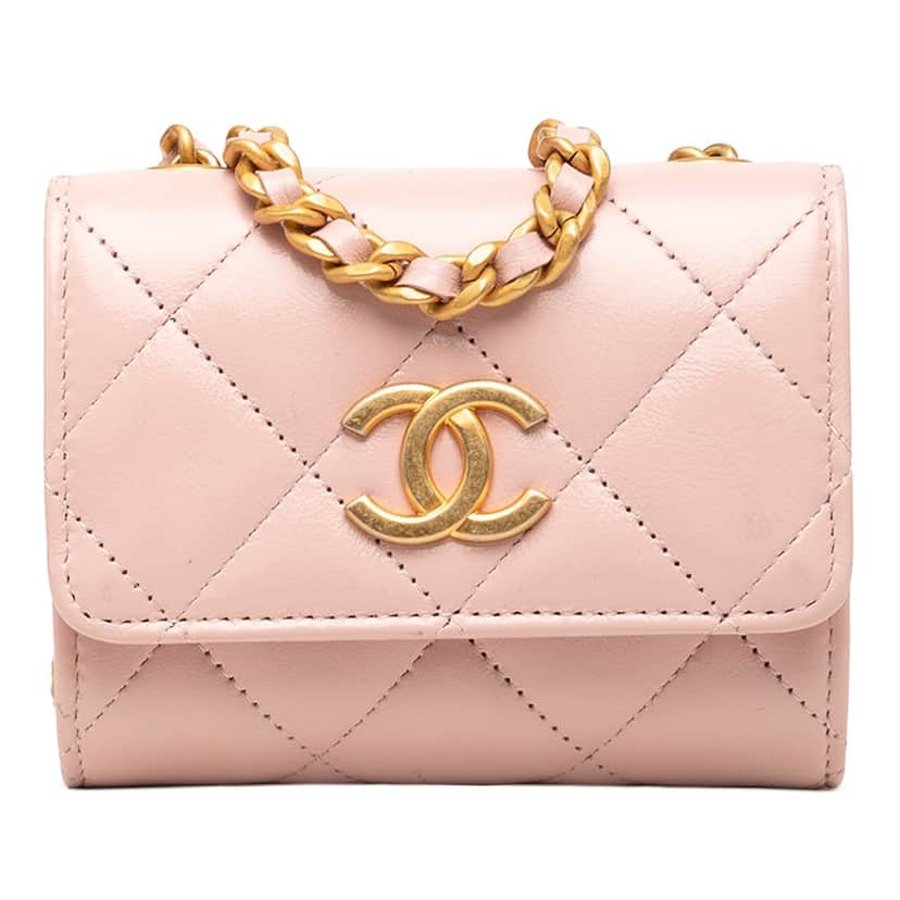 Chanel CC Quilted Lambskin Medallion Clutch With Chain Pink Leather Very good condition - Front View