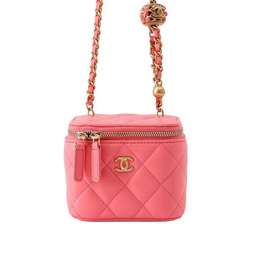 Chanel Mini Quilted Lambskin Pearl Crush Vanity Case With Chain Pink Leather Very good condition - Front View