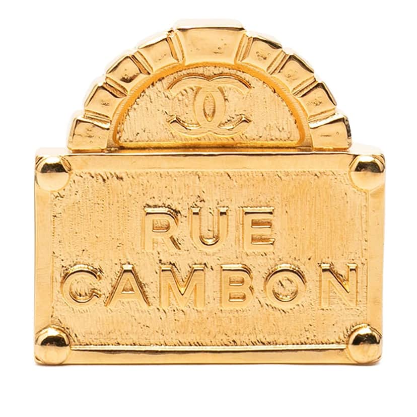 Chanel CC Gold Plated Rue Cambon Dome Brooch Gold Metal Very good condition - Front View