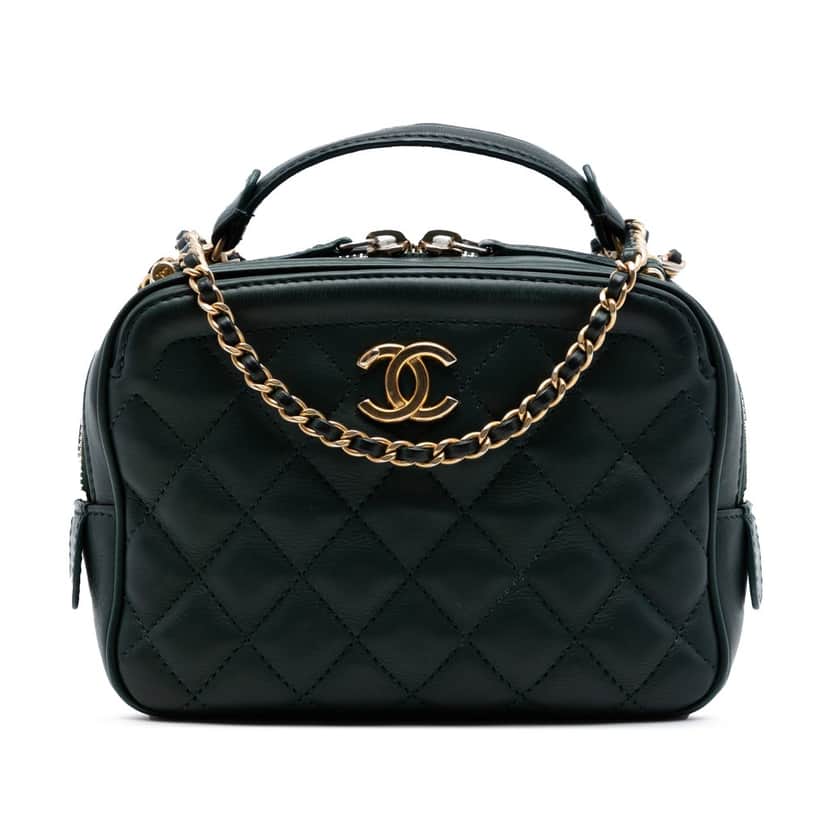 Chanel Small CC Quilted Calfskin Top Handle Vanity Case with Chain Green Leather Very good condition - Front View