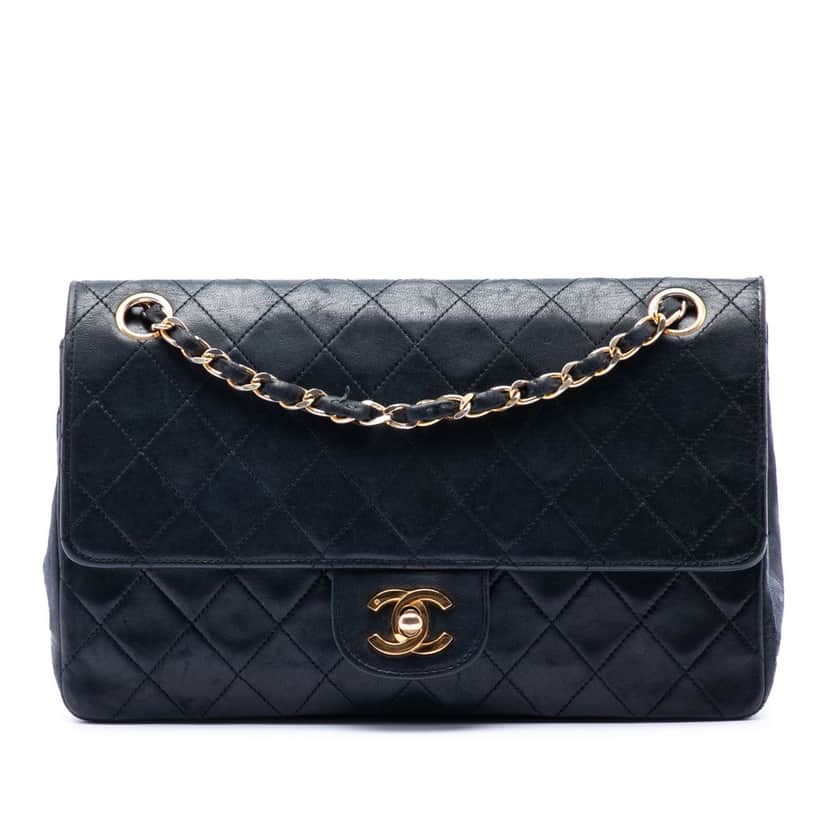 Chanel Medium Classic Lambskin Double Flap Black Leather Very good condition - Front View